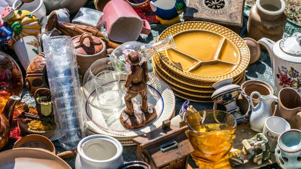 How to do a car boot sale bric a brac